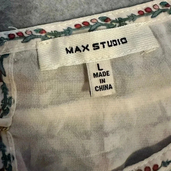 Max Studio cream floral blouse size L - Picture 6 of 8